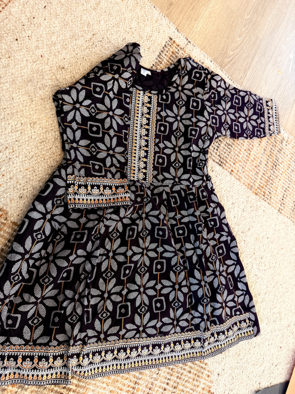 Girls kurti set